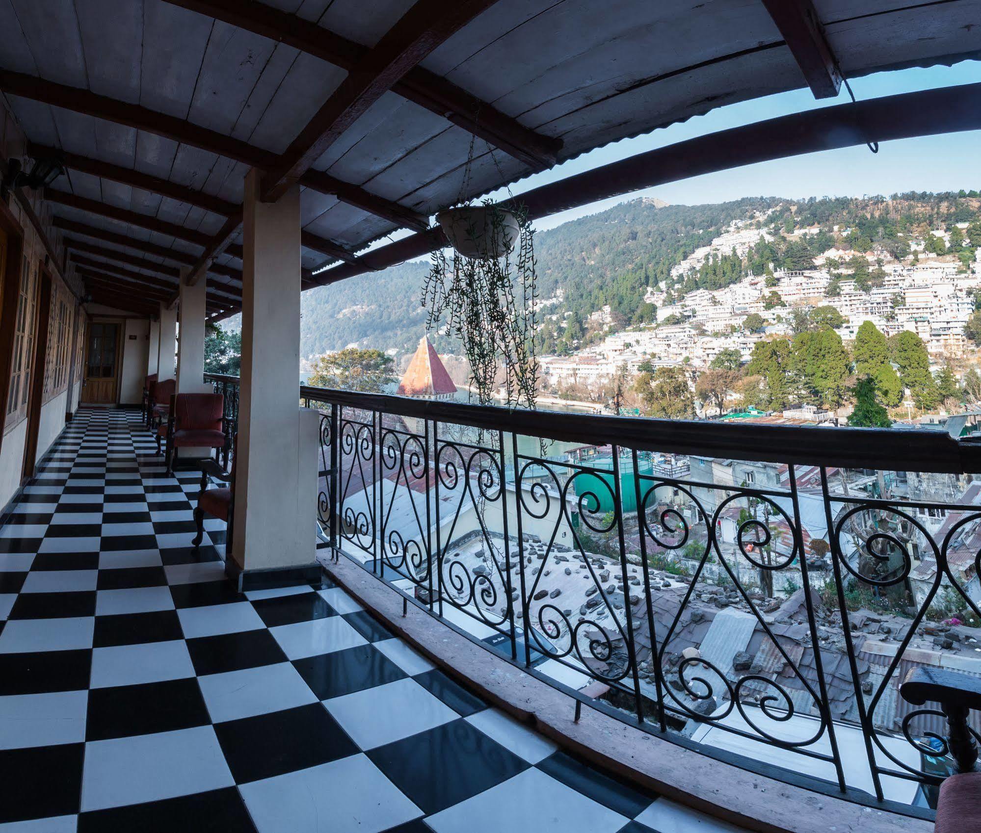 Himalaya Hotel Найнитал Экстерьер фото