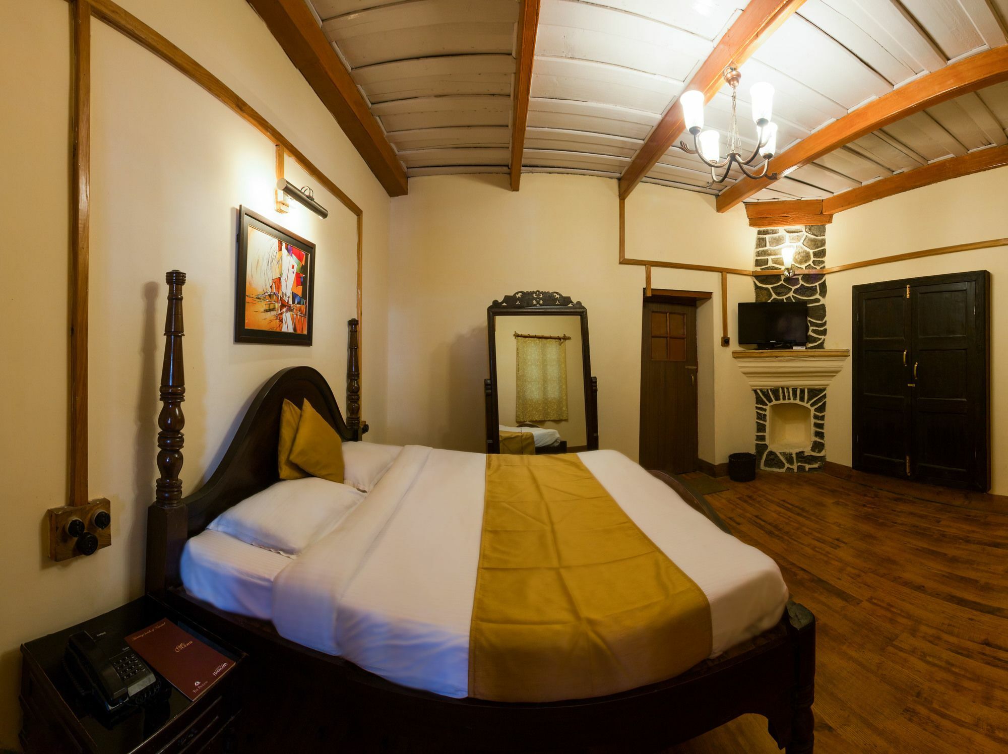 Himalaya Hotel Найнитал Экстерьер фото